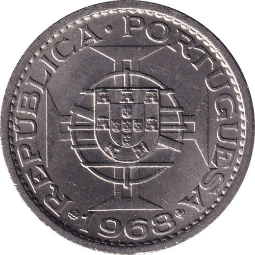 1 pataca - China